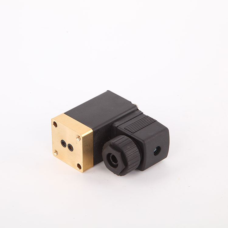 Plunger Pulse Comhla Solenoid Coil